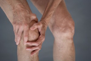 getty_rm_photo_of_knee_in_pain